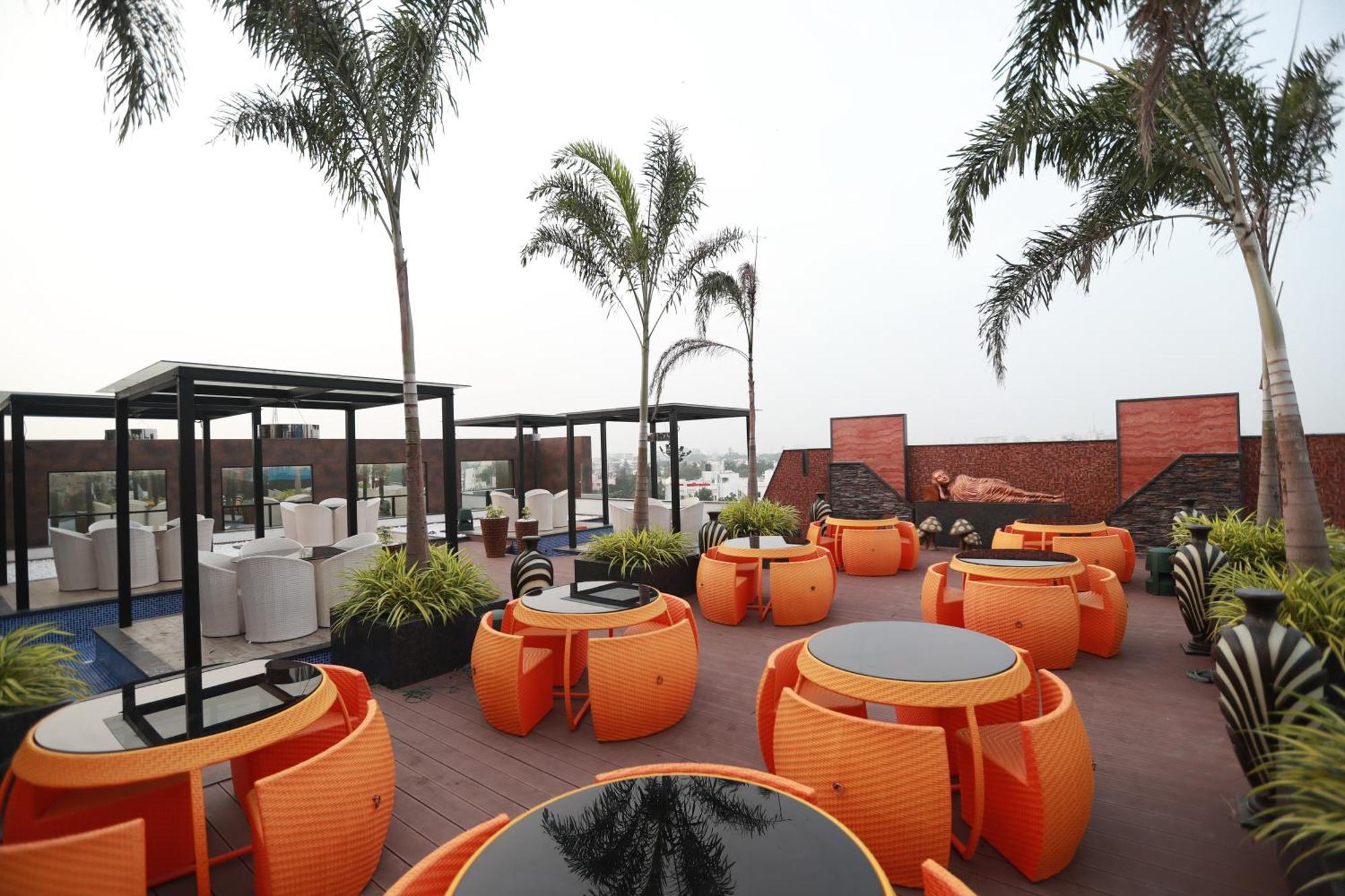 Hotel Park Elanza Chennai Exterior foto